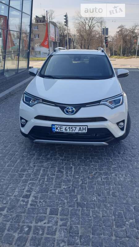 Внедорожник / Кроссовер Toyota RAV4 2016 в Днепре