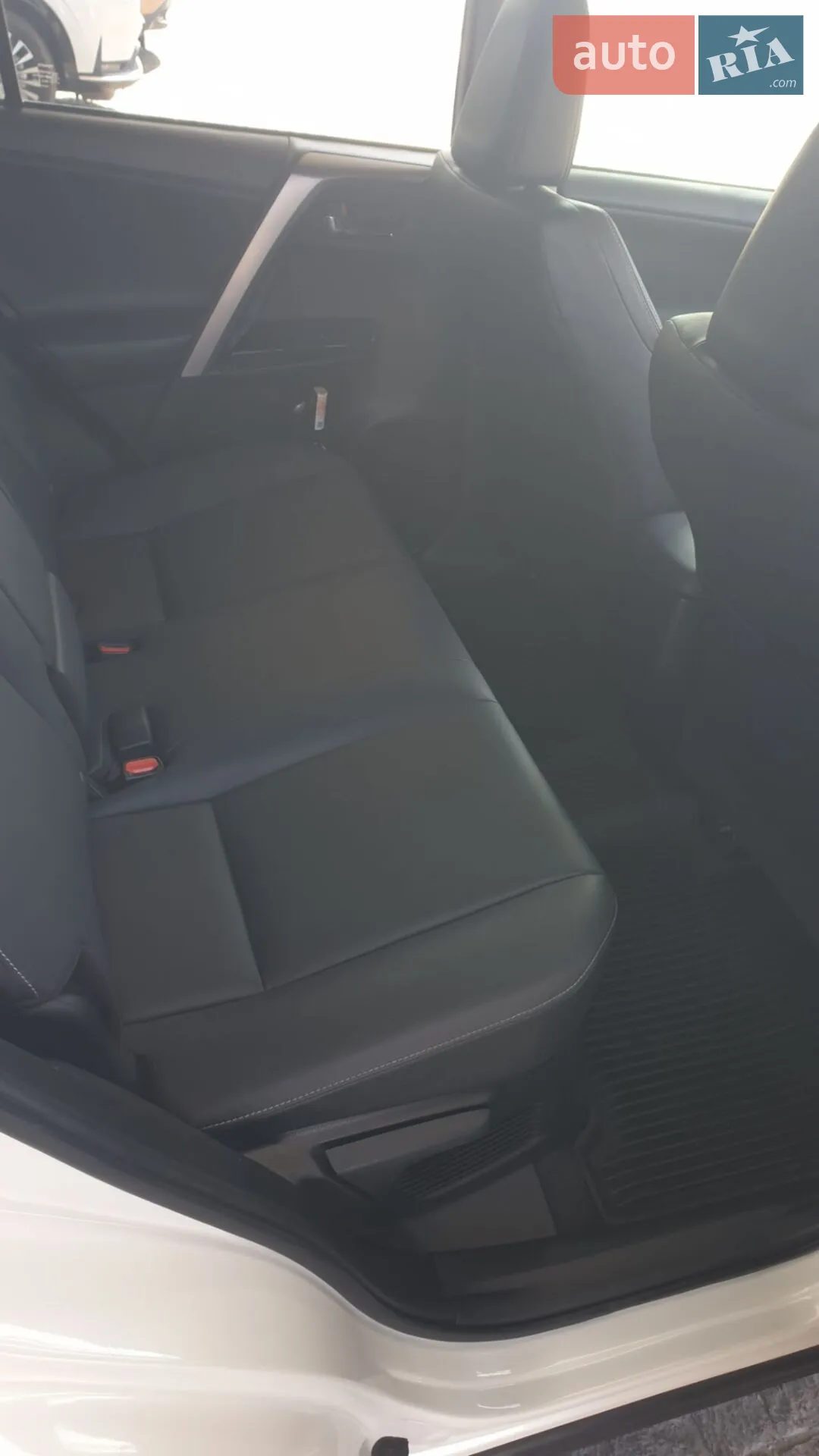 2016 Toyota RAV 4 - мініатюра 11