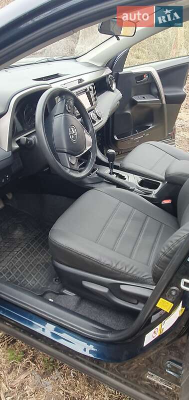 Позашляховик / Кросовер Toyota RAV4 2018 в Полтаві