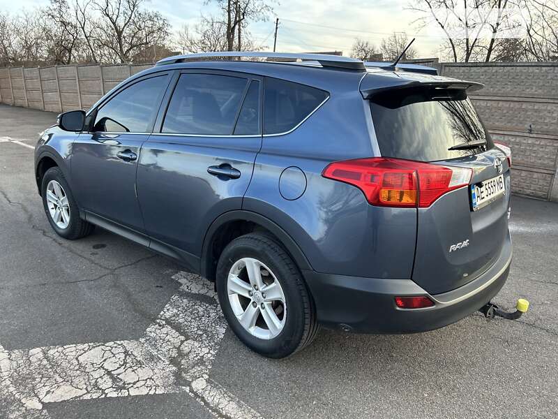 Позашляховик / Кросовер Toyota RAV4 2014 в Кривому Розі