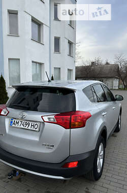 Внедорожник / Кроссовер Toyota RAV4 2013 в Житомире