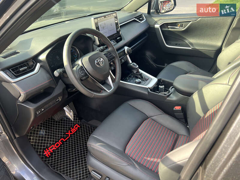 Внедорожник / Кроссовер Toyota RAV4 2022 в Одессе