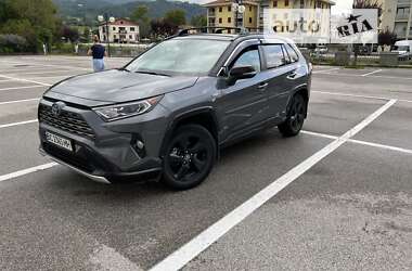 Внедорожник / Кроссовер Toyota RAV4 2019 в Львове