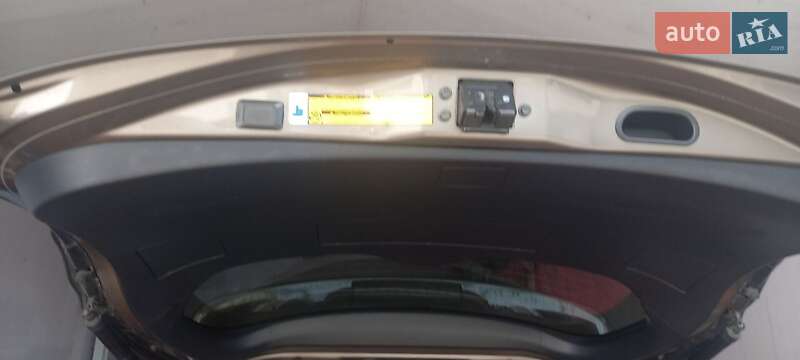 Позашляховик / Кросовер Toyota RAV4 2013 в Каневі