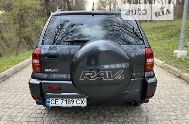Позашляховик / Кросовер Toyota RAV4 2005 в Чернівцях
