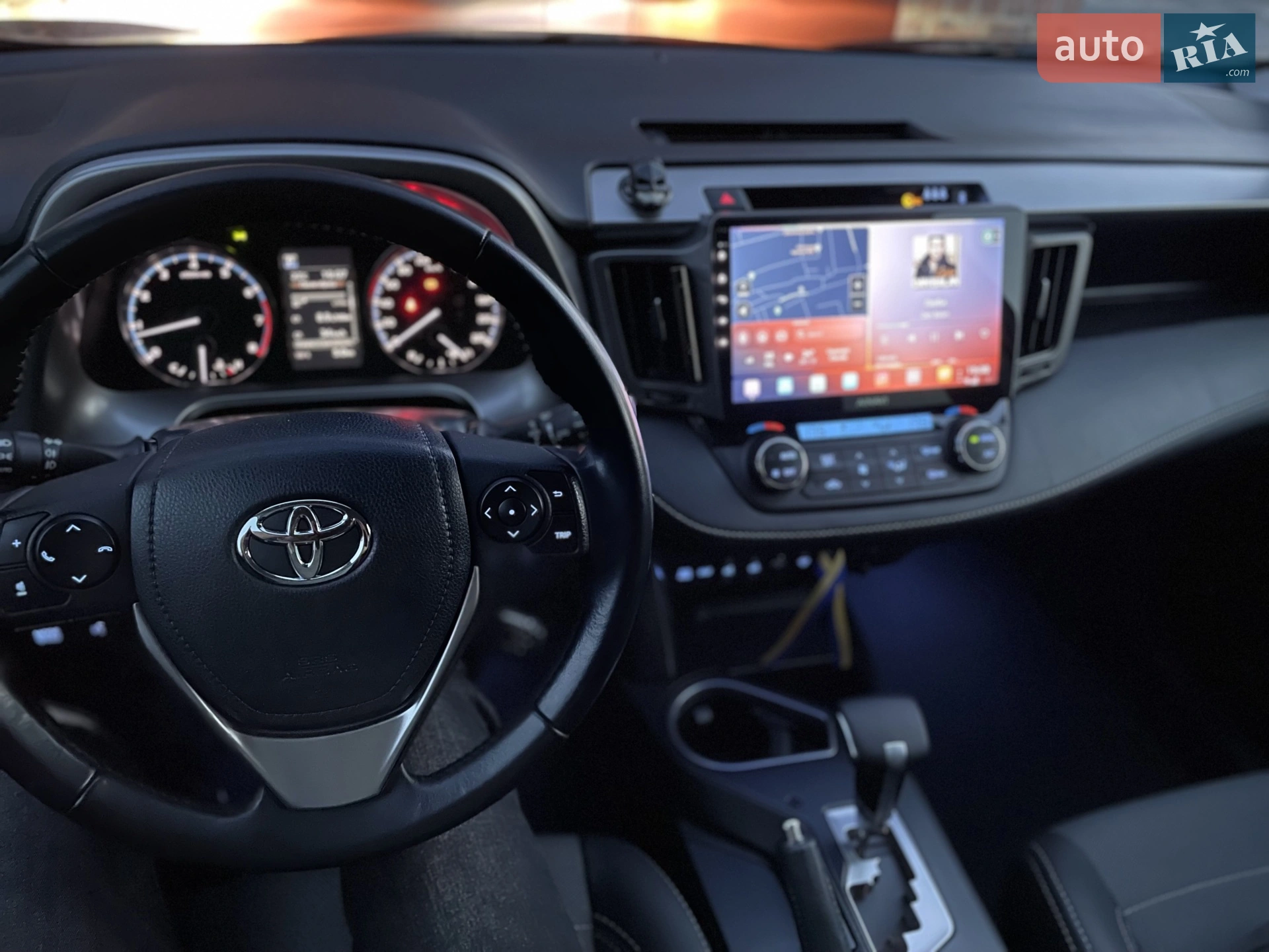 2017 Toyota RAV 4 - мініатюра 19