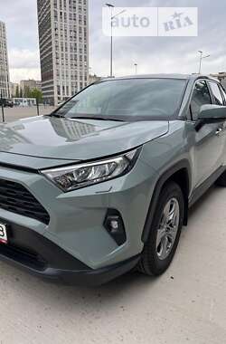 Позашляховик / Кросовер Toyota RAV4 2022 в Києві