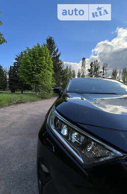 Позашляховик / Кросовер Toyota RAV4 2020 в Житомирі