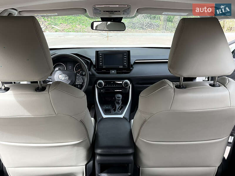 Внедорожник / Кроссовер Toyota RAV4 2020 в Тернополе фото 43 Внедорожник / Кроссовер Toyota RAV4 2020 в Тернополе