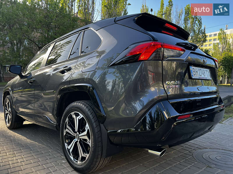 Внедорожник / Кроссовер Toyota RAV4 2022 в Одессе