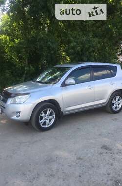 Позашляховик / Кросовер Toyota RAV4 2009 в Хмельницькому