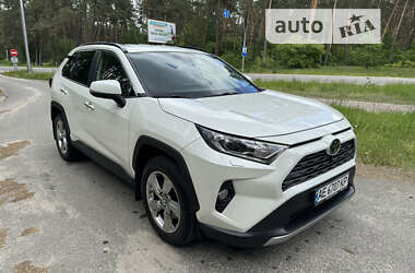 Позашляховик / Кросовер Toyota RAV4 2019 в Києві