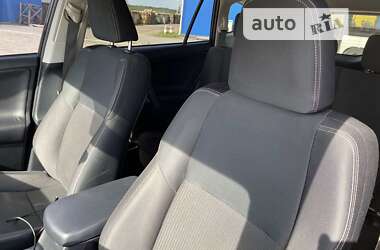 Внедорожник / Кроссовер Toyota RAV4 2013 в Житомире