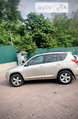 Позашляховик / Кросовер Toyota RAV4 2006 в Києві