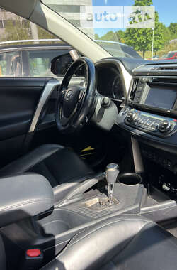 Внедорожник / Кроссовер Toyota RAV4 2013 в Днепре