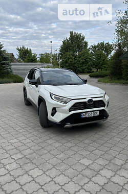 Позашляховик / Кросовер Toyota RAV4 2019 в Павлограді