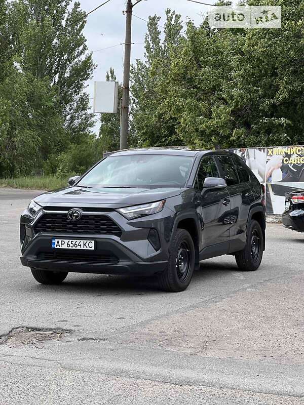 Позашляховик / Кросовер Toyota RAV4 2023 в Запоріжжі