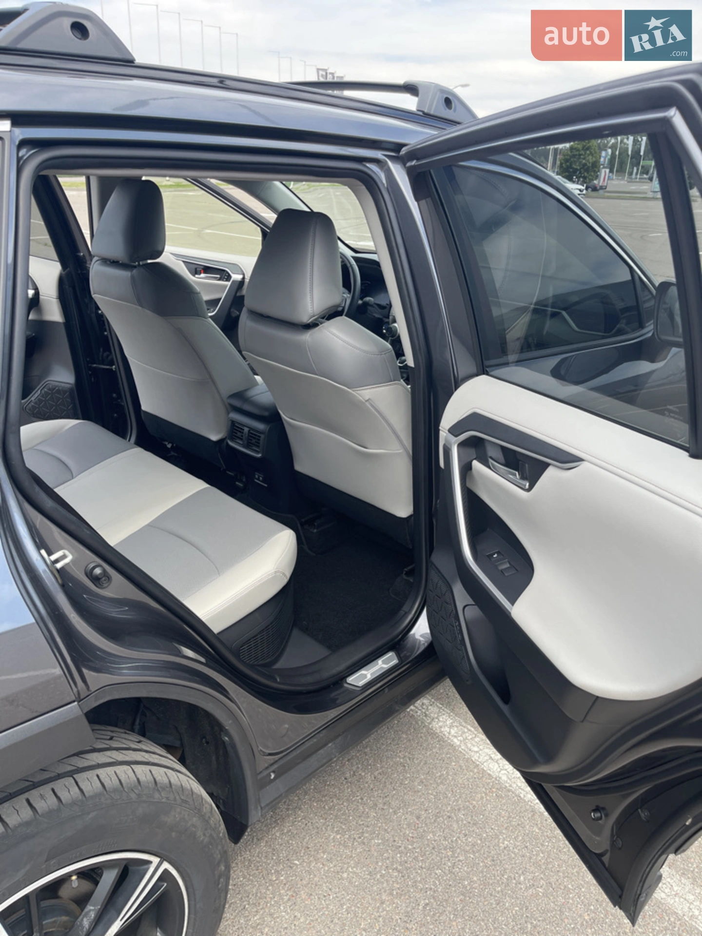 2019 Toyota RAV 4 - мініатюра 22