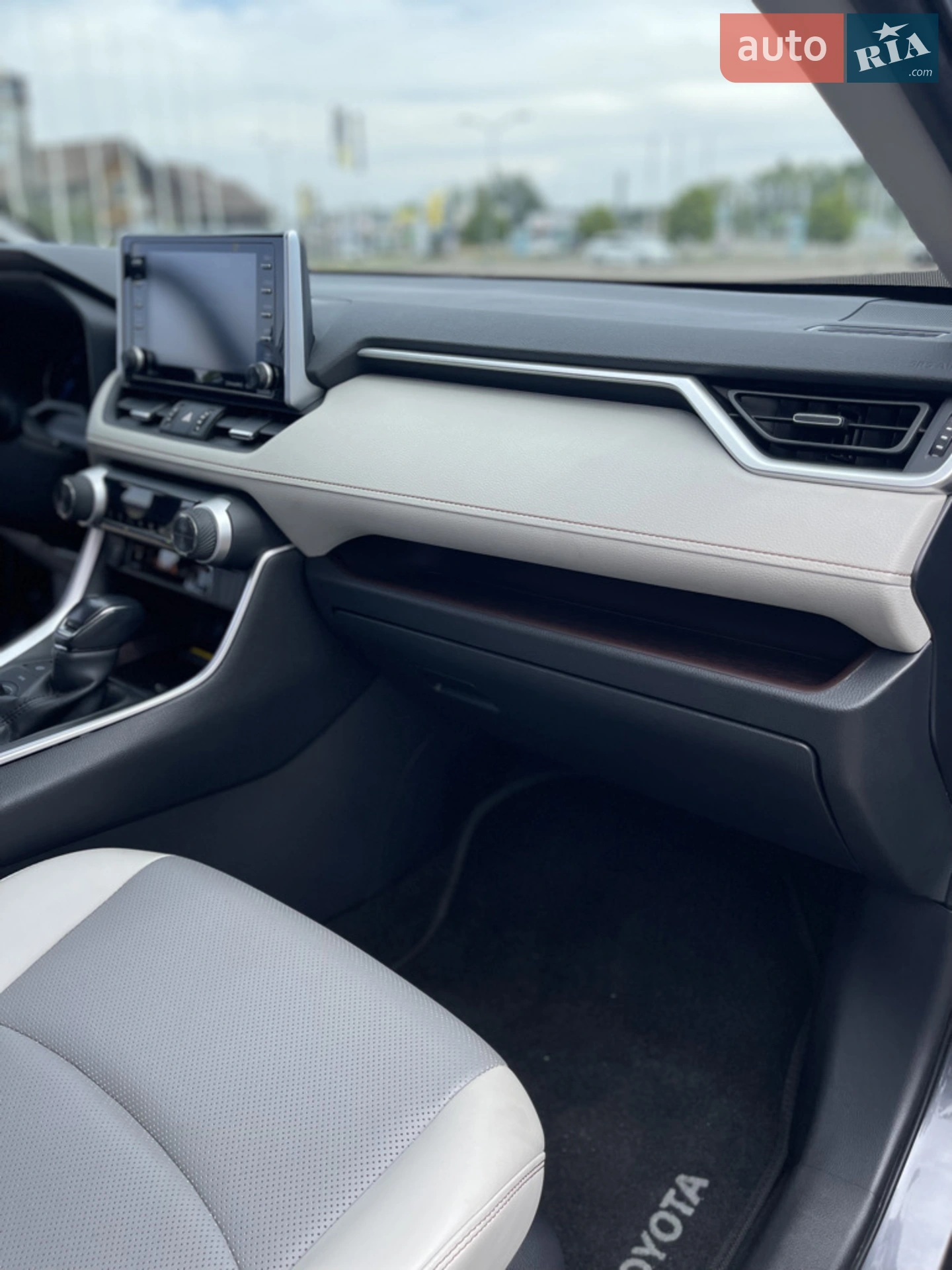 2019 Toyota RAV 4 - мініатюра 25