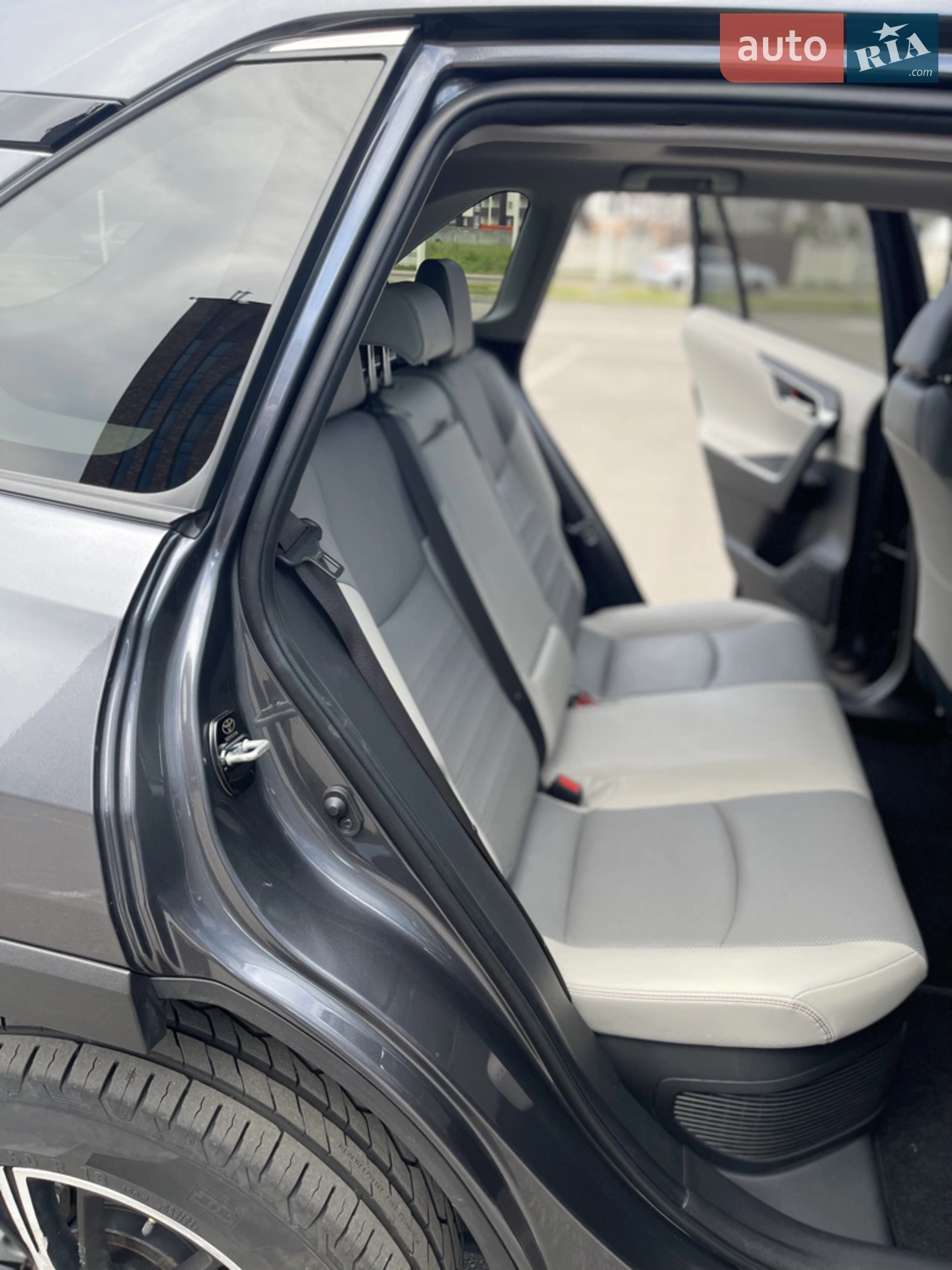 2019 Toyota RAV 4 - мініатюра 23