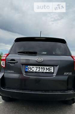 Позашляховик / Кросовер Toyota RAV4 2010 в Трускавці