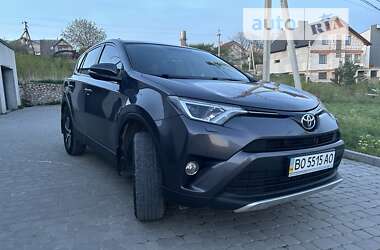 Внедорожник / Кроссовер Toyota RAV4 2016 в Тернополе