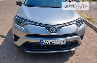 Внедорожник / Кроссовер Toyota RAV4 2016 в Черкассах