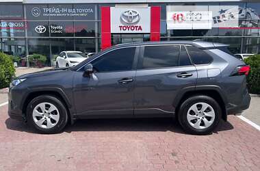 Внедорожник / Кроссовер Toyota RAV4 2020 в Хмельницком