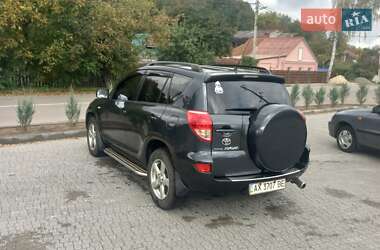 Внедорожник / Кроссовер Toyota RAV4 2007 в Полтаве