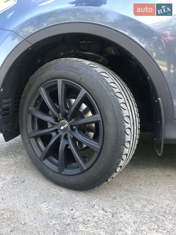 Позашляховик / Кросовер Toyota RAV4 2014 в Полтаві