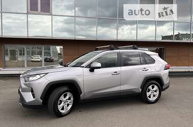 Внедорожник / Кроссовер Toyota RAV4 2020 в Киеве