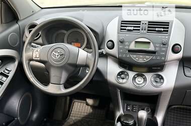 Позашляховик / Кросовер Toyota RAV4 2007 в Дніпрі