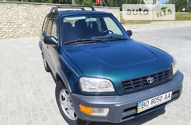 Позашляховик / Кросовер Toyota RAV4 1998 в Тернополі