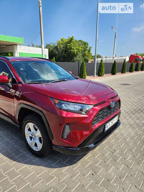 Позашляховик / Кросовер Toyota RAV4 2019 в Одесі