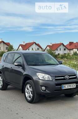 Внедорожник / Кроссовер Toyota RAV4 2009 в Львове