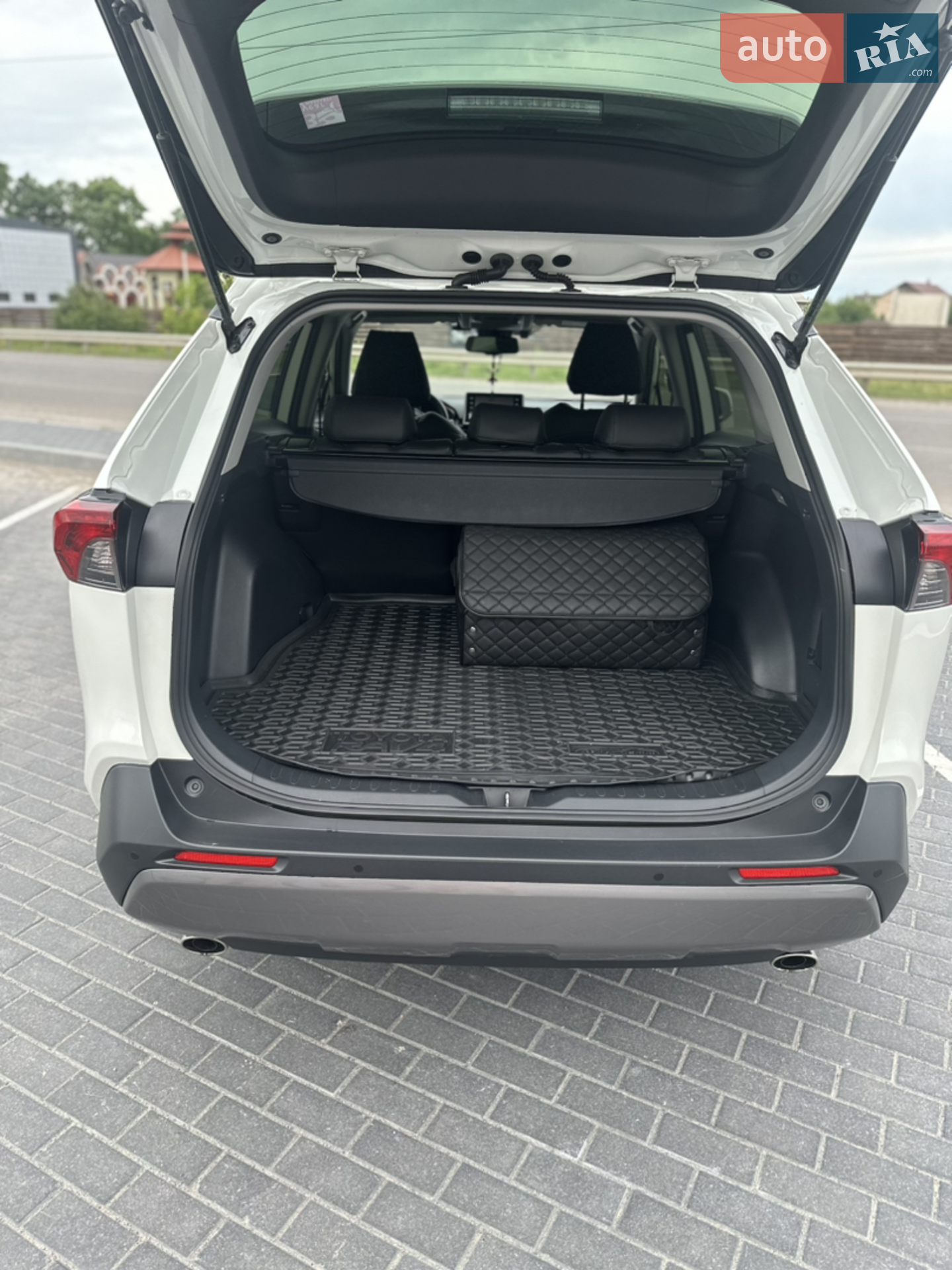 2020 Toyota RAV 4 - мініатюра 7