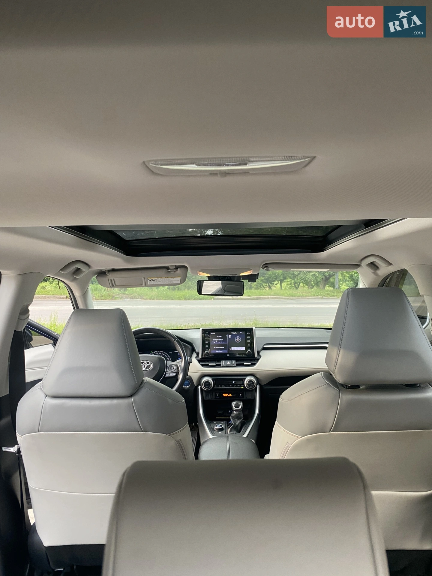 2019 Toyota RAV 4 - мініатюра 10