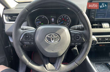 Позашляховик / Кросовер Toyota RAV4 2020 в Одесі