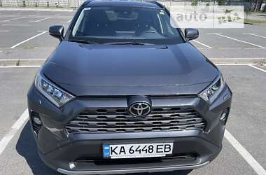 Позашляховик / Кросовер Toyota RAV4 2021 в Києві