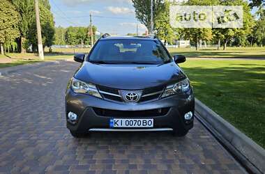 Позашляховик / Кросовер Toyota RAV4 2015 в Києві