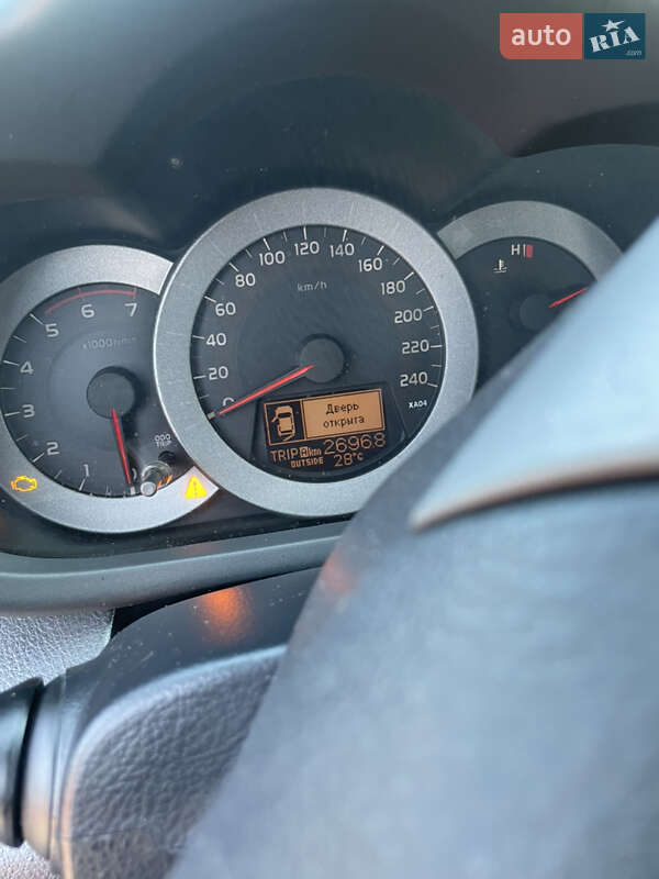 Позашляховик / Кросовер Toyota RAV4 2007 в Володимирі