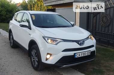 Внедорожник / Кроссовер Toyota RAV4 2018 в Золотоноше