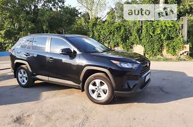 Позашляховик / Кросовер Toyota RAV4 2019 в Покровському