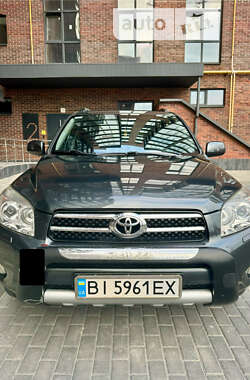 Внедорожник / Кроссовер Toyota RAV4 2008 в Полтаве