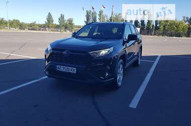 Позашляховик / Кросовер Toyota RAV4 2020 в Кривому Розі