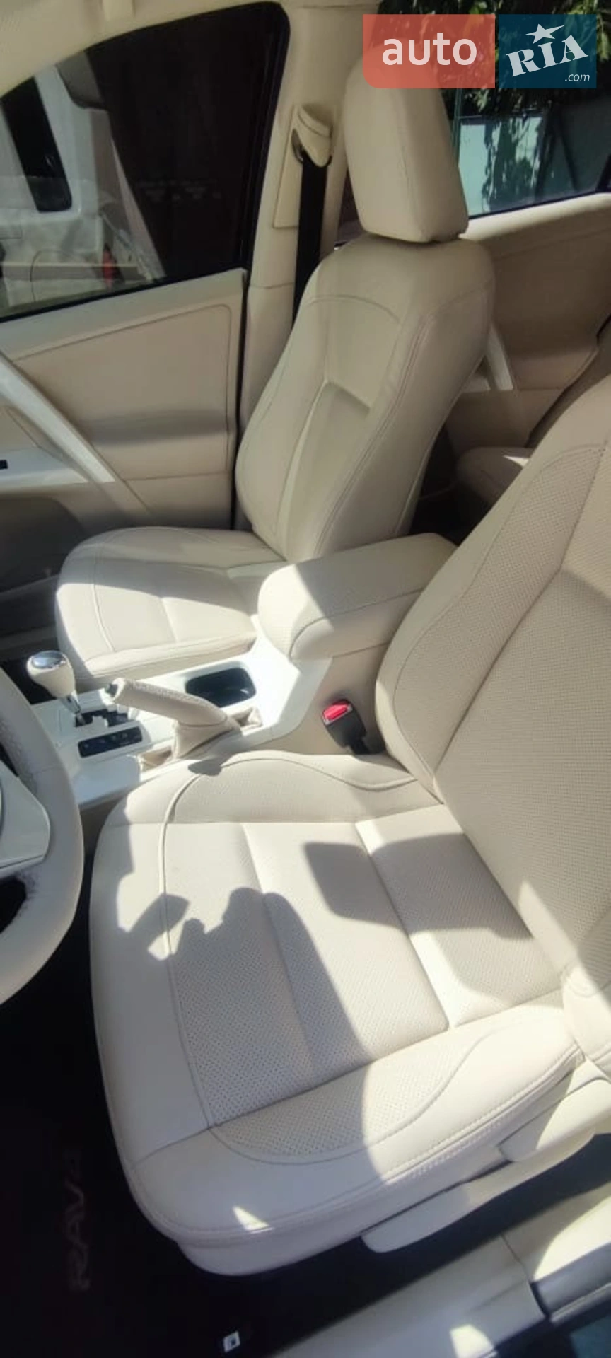 2016 Toyota RAV 4 - мініатюра 8