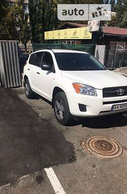 Позашляховик / Кросовер Toyota RAV4 2012 в Києві