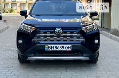 Внедорожник / Кроссовер Toyota RAV4 2021 в Одессе