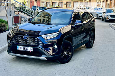 Внедорожник / Кроссовер Toyota RAV4 2021 в Одессе