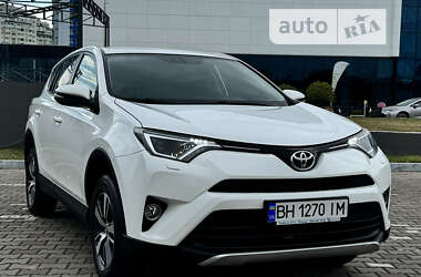 Позашляховик / Кросовер Toyota RAV4 2016 в Одесі